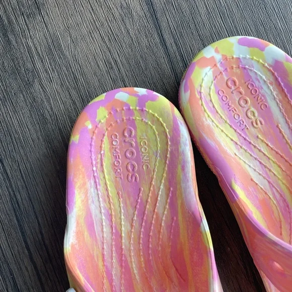 NWOT Crocs Unisex Marbled Slides in Pink and Orange - Picture 3 of 7